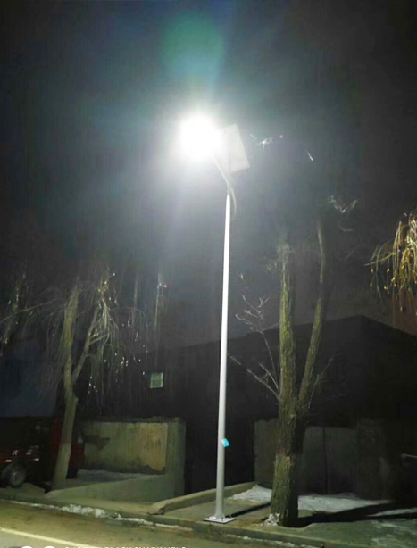 积石山县博乐太阳能路灯项目